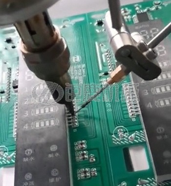 1769737938472595.jpg 1759545961810224.jpg