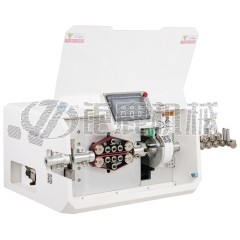 工业软管裁切缠绕一体机